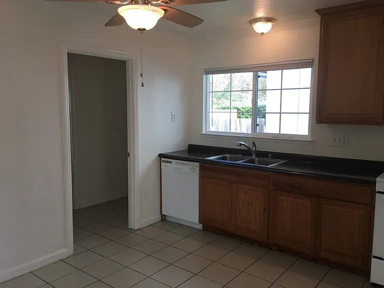 1066 Camino Coronado — Photo 8