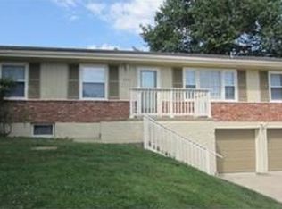 4247 N Drury Ave, Kansas City, MO 64117