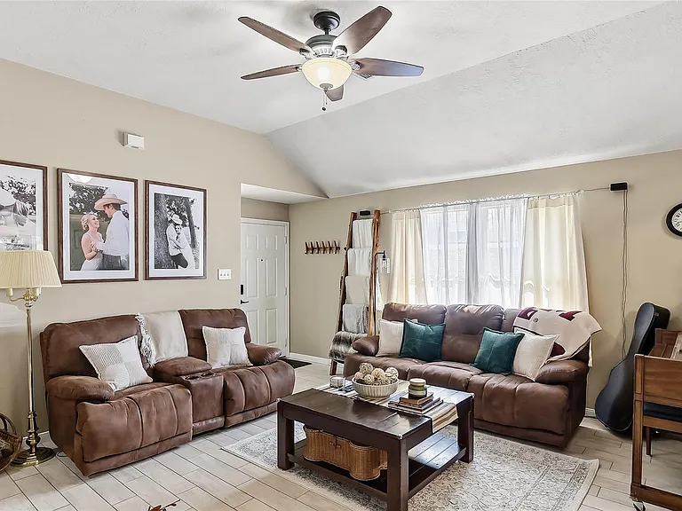 3924 Tranquil Path Dr — Photo 5