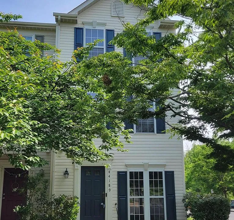 44189 Litchfield Ter
