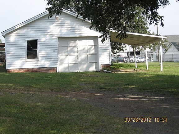 2Storage Bldg and Carport