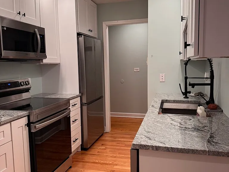 705 Strom Dr #2D — Photo 8