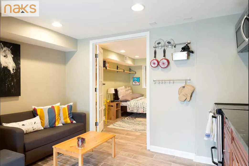 723 Harvard St NW — Photo 1