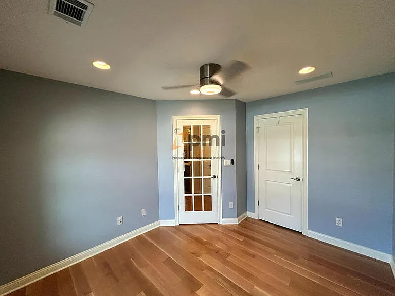 827 Veterans Ln — Photo 15