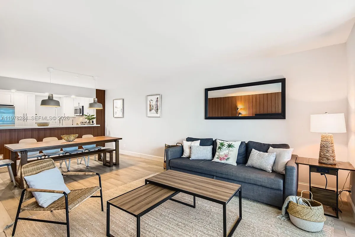Building Photo - 3800 S Ocean Dr #1818