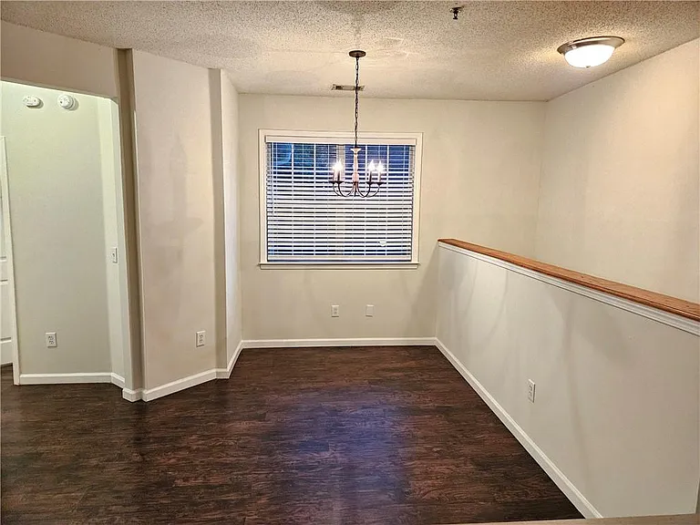 510 Spring Heights Ln SE #5 — Photo 4