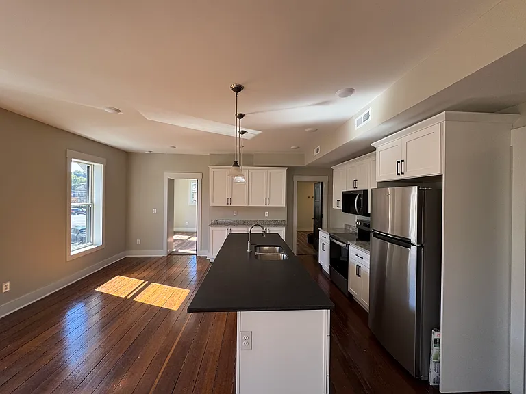303 N Capitol Ave #201 — Photo 3