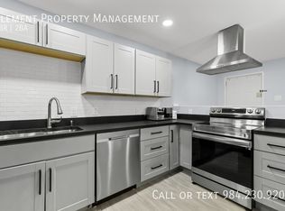 500 Umstead Dr APT B203, Chapel Hill, NC 27516