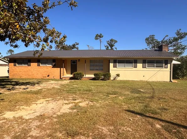 727 Old Nunez Rd, Swainsboro, GA 30401