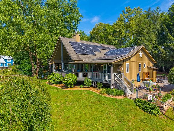 4th image of 323 Berry Mountain Rd
