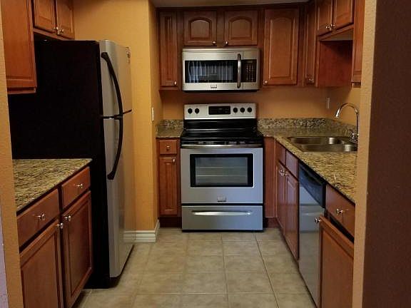 4th image of 17211 N 35th Ave #D210