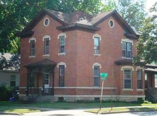 1002 9th St S, La Crosse, WI 54601