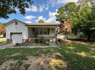 132 N 49th St, Fort Smith, AR 72903