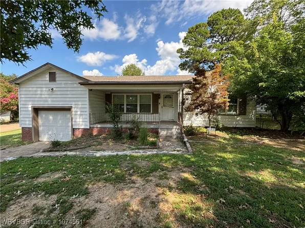 132 N 49th St, Fort Smith, AR 72903