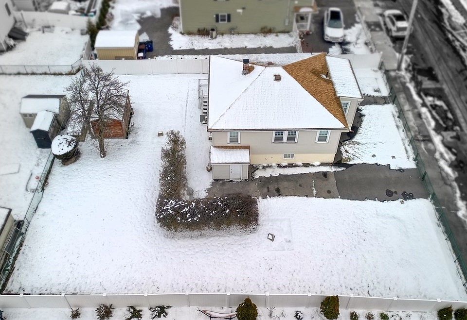 73 Gage Ave, Revere, MA 02151 Zillow