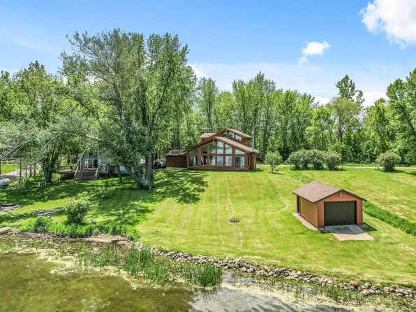 2370 Crest Way, Rush City, MN 55069