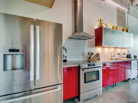 5th image of 1749 NE Miami Ct APT 206