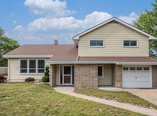 1433 Kingman Dr, Saint Joseph, MI 49085