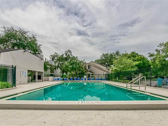 3rd image of 7848 Niagara Ave #7848