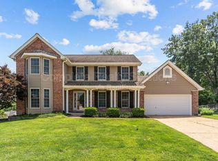 16610 Green Needle Ct, Ballwin, MO 63011