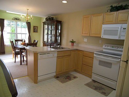 1st image of 228 Beckington Ct