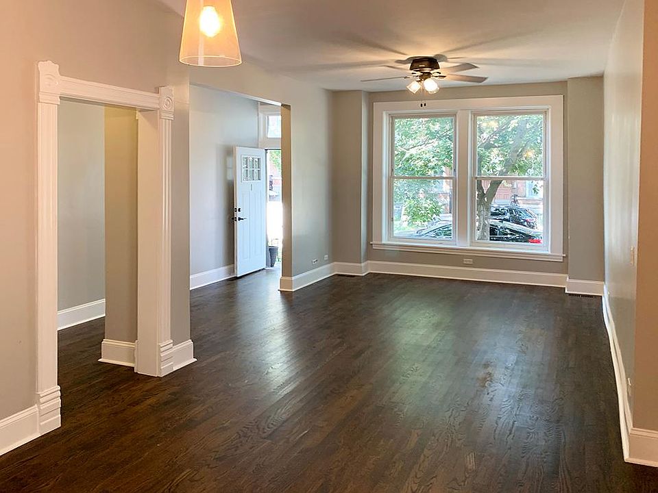 1st image of 2511 W Walton St #1