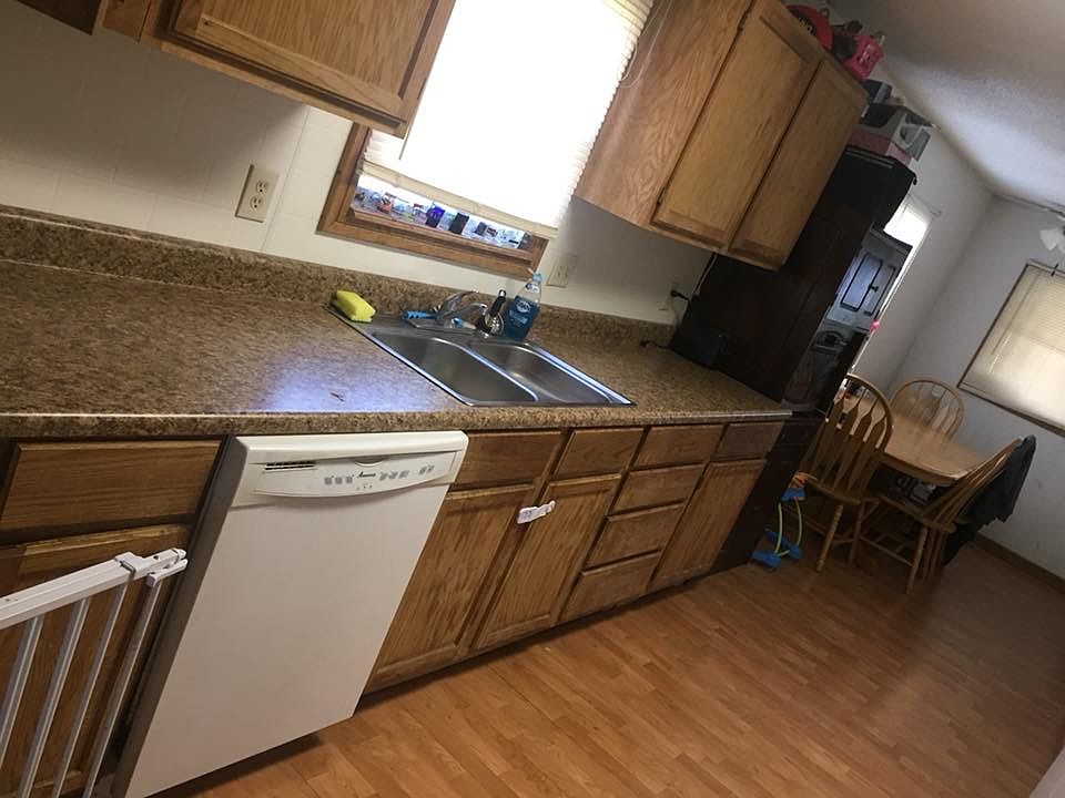 2nd image of 407 Walnut St