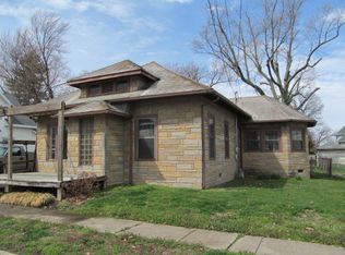 507 Dubois St, Lawrenceville, IL 62439