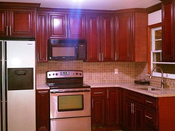 2nd image of 15 Norwich St Floor 2