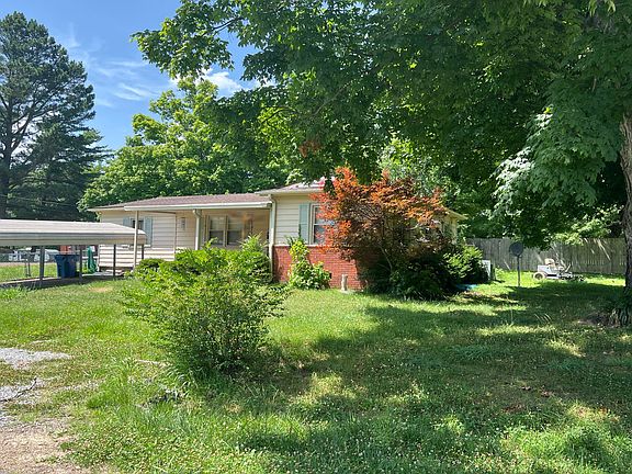 2nd image of 300 Grymes St