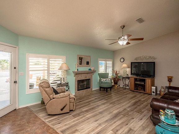 5th image of 272 Acoma Blvd S