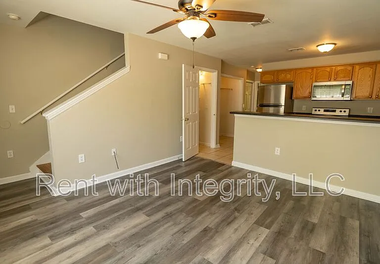 2774 Hartsfield Rd — Photo 2