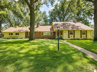 4411 Manchester Dr, Omaha, NE 68112