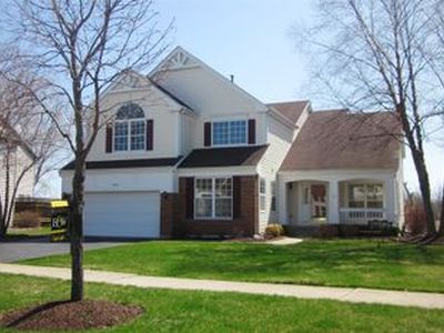 7943 Dada Dr, Gurnee, IL, 60031