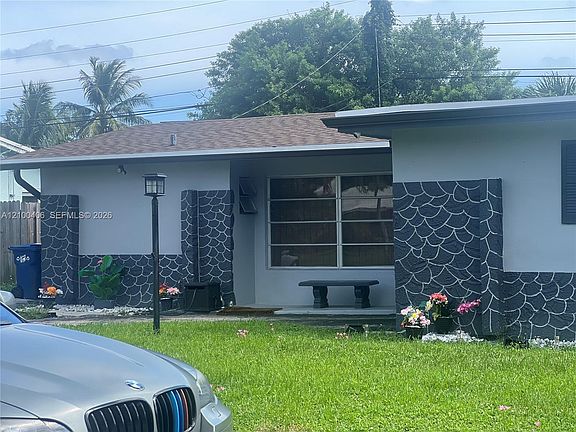 2nd image of 4420 NW 25th Pl