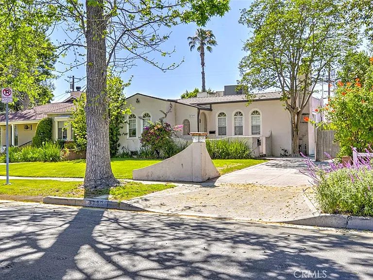 5709 Beck Ave — Photo 2