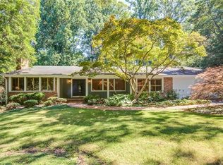 621 Edinboro Rd NW, Atlanta, GA 30327