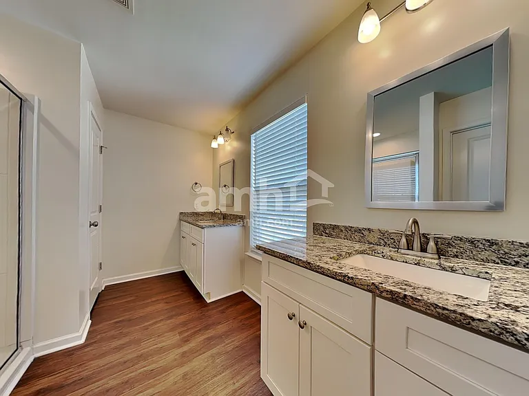 103 Westover Dr — Photo 12