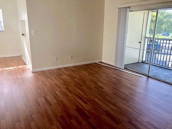 2nd image of 860 Cypress Park Way #K4