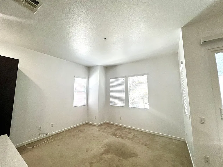 730 Brooklyn Dr — Photo 19