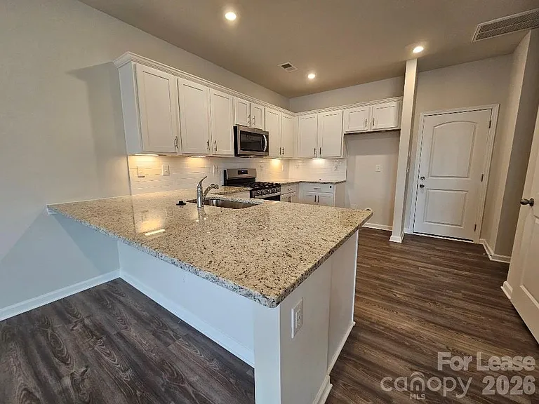 5416 Kinsbridge Dr — Photo 7