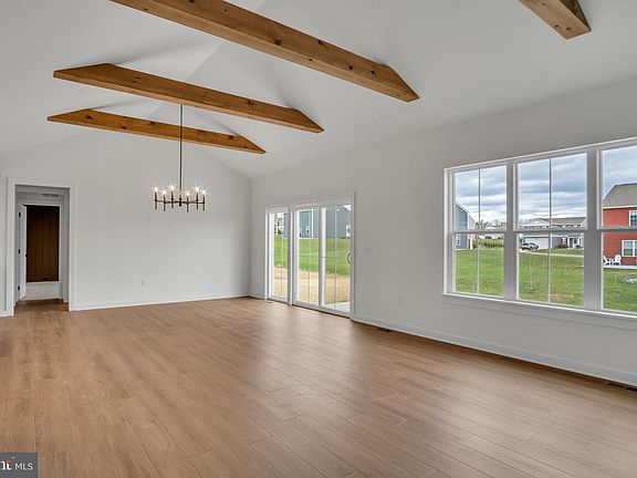 5th image of 10 Family Dr