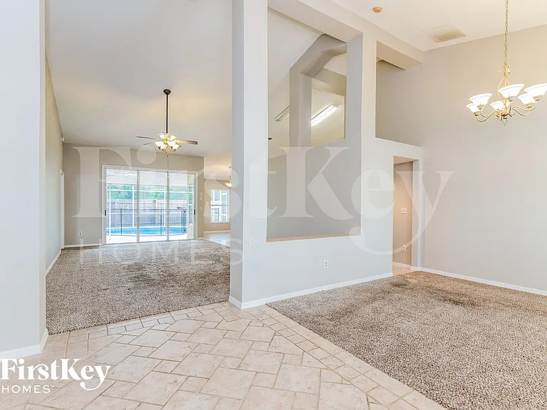 2841 Picadilly Cir — Photo 4