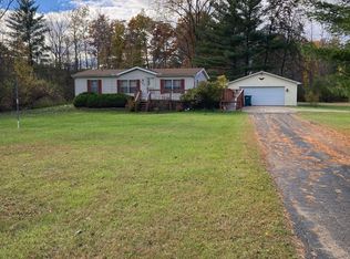 542 Silver St, Gladwin, MI 48624