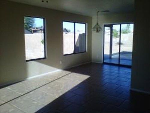 3rd image of 4719 N 85th Ave