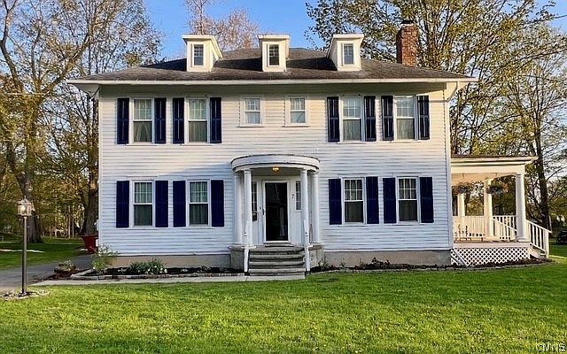 1st image of 7 W Kendrick Ave