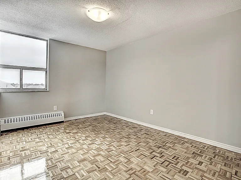 3895 Lawrence Ave E — Photo 19
