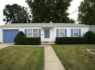 627 Kingston Dr, Romeoville, IL 60446