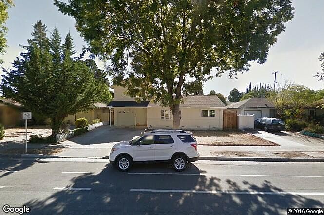 1st image of 1062 W Knickerbocker Dr