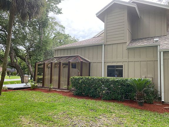 4th image of 104 Silver Fern Ct